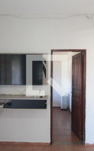 Casa à venda com 365m², 3 quartos e 2 vagasSala