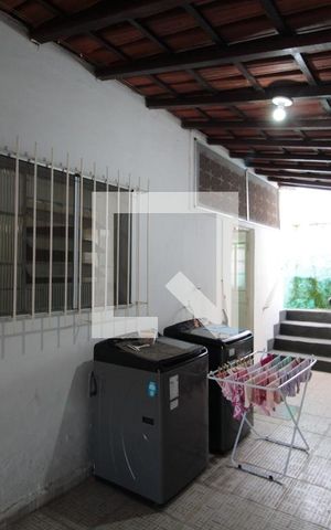 Casa à venda com 365m², 3 quartos e 2 vagasÁrea de Serviço