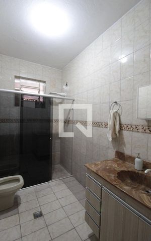 Casa à venda com 365m², 3 quartos e 2 vagasBanheiro Social