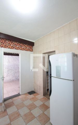 Casa à venda com 365m², 3 quartos e 2 vagasCozinha