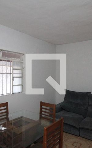 Casa à venda com 365m², 3 quartos e 2 vagasCopa