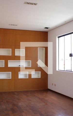 Casa para alugar com 438m², 3 quartos e 5 vagasAndar Superior