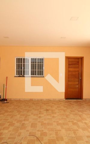 Casa à venda com 130m², 2 quartos e 2 vagasGaragem