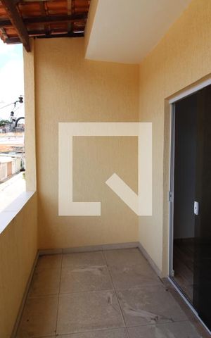 Casa à venda com 130m², 2 quartos e 2 vagasQuarto 2 - Varanda