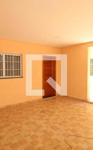 Casa à venda com 130m², 2 quartos e 2 vagasGaragem