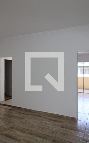 Casa à venda com 130m², 2 quartos e 2 vagasSala 2 