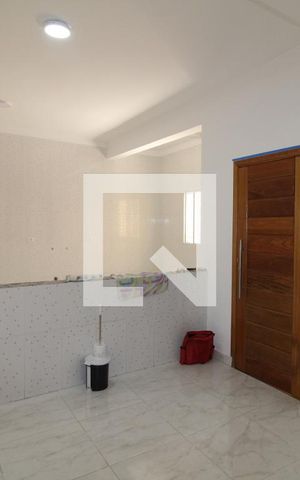 Casa à venda com 130m², 2 quartos e 2 vagasSala / Cozinha