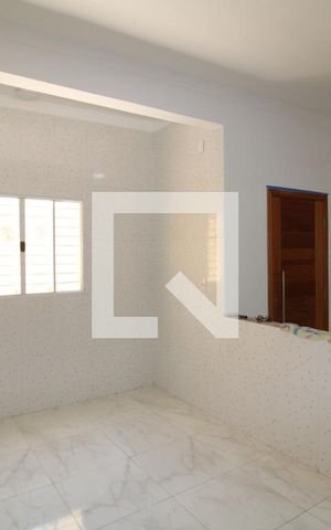 Casa à venda com 130m², 2 quartos e 2 vagasSala / Cozinha