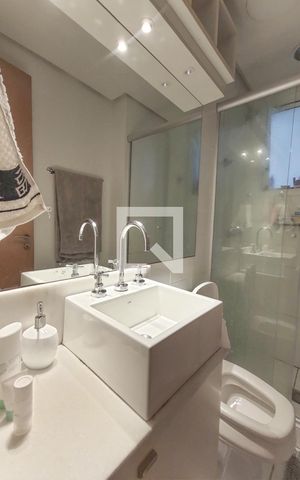 Apartamento para alugar com 60m², 2 quartos e sem vaga Apartamento para alugar com 60m², 2 quartos e sem vagaBanheiro