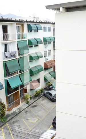 Apartamento à venda com 54m², 2 quartos e 1 vagaVista - Varanda Sala