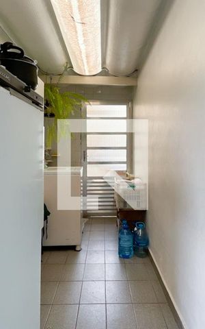 Casa à venda com 300m², 3 quartos e 4 vagas Casa à venda com 300m², 3 quartos e 4 vagasÁrea de Serviço