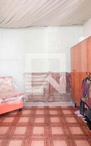 Casa à venda com 300m², 3 quartos e 4 vagas Casa à venda com 300m², 3 quartos e 4 vagasQuarto 3