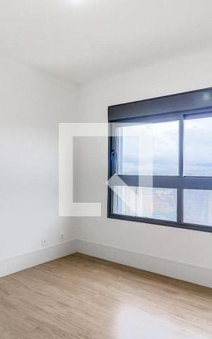 Apartamento à venda com 261m², 3 quartos e 4 vagas Apartamento à venda com 261m², 3 quartos e 4 vagasSuíte 2