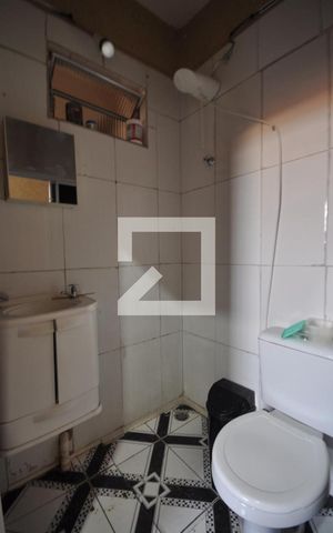 Casa à venda com 150m², 5 quartos e 2 vagasBanheiro do Quarto 1
