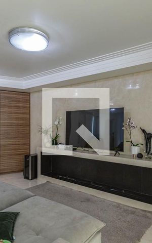 Casa para alugar com 400m², 3 quartos e 8 vagasSala