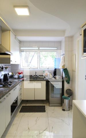 Apartamento à venda com 175m², 3 quartos e 3 vagasCozinha