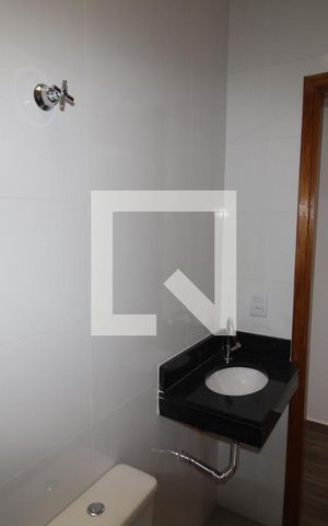 Casa à venda com 105m², 3 quartos e 2 vagasBanheiro