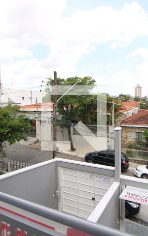Casa à venda com 105m², 3 quartos e 2 vagasQuarto 3 - Varanda