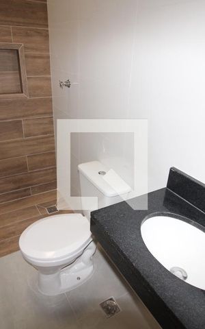 Casa à venda com 105m², 3 quartos e 2 vagasBanheiro
