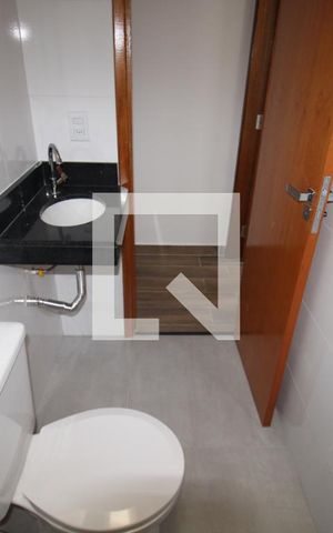 Casa à venda com 105m², 3 quartos e 2 vagasBanheiro