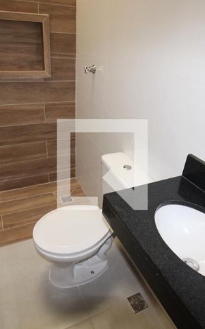 Casa à venda com 105m², 3 quartos e 2 vagasQuarto 1 - Banheiro