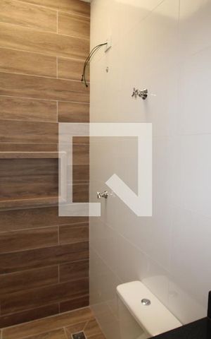 Casa à venda com 105m², 3 quartos e 2 vagasQuarto 1 - Banheiro