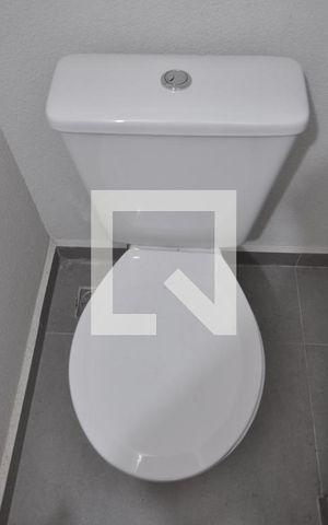 Casa à venda com 119m², 3 quartos e 2 vagasLavabo