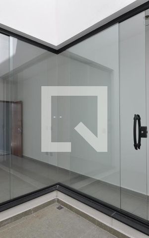 Casa à venda com 119m², 3 quartos e 2 vagasJardim de Inverno