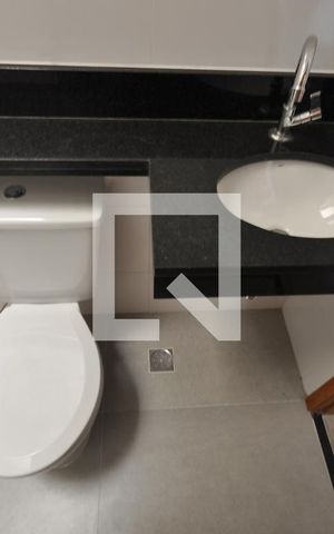Casa à venda com 119m², 3 quartos e 2 vagasBanheiro Social