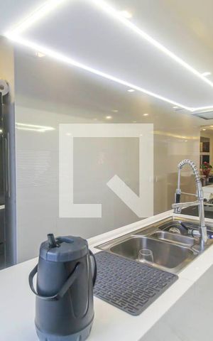 Apartamento à venda com 100m², 3 quartos e 2 vagas Apartamento à venda com 100m², 3 quartos e 2 vagasCozinha