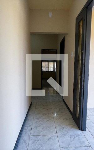 Casa à venda com 156m², 3 quartos e 2 vagasCorredor