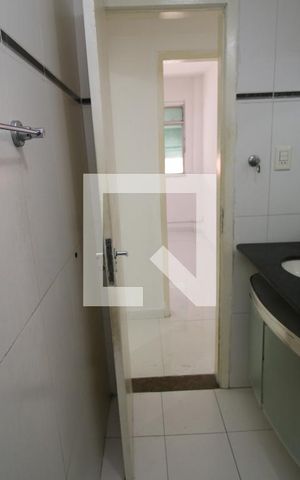 Apartamento à venda com 70m², 2 quartos e sem vagaBanheiro