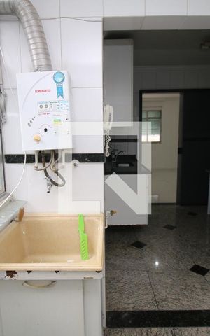 Apartamento à venda com 70m², 2 quartos e sem vagaÁrea de Serviço