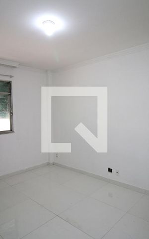 Apartamento à venda com 70m², 2 quartos e sem vagaSala