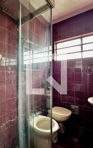 Casa à venda com 189m², 3 quartos e 4 vagas Casa à venda com 189m², 3 quartos e 4 vagasBanheiro Suíte