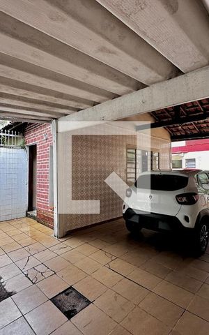 Casa à venda com 189m², 3 quartos e 4 vagas Casa à venda com 189m², 3 quartos e 4 vagasGaragem