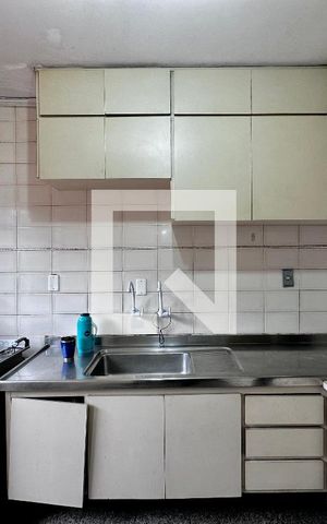 Casa à venda com 189m², 3 quartos e 4 vagas Casa à venda com 189m², 3 quartos e 4 vagasCozinha