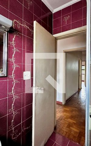 Casa à venda com 189m², 3 quartos e 4 vagas Casa à venda com 189m², 3 quartos e 4 vagasBanheiro Suíte