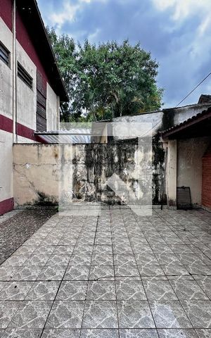 Casa à venda com 189m², 3 quartos e 4 vagas Casa à venda com 189m², 3 quartos e 4 vagasÁrea Externa