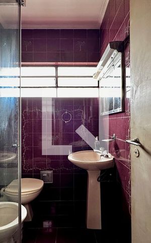 Casa à venda com 189m², 3 quartos e 4 vagas Casa à venda com 189m², 3 quartos e 4 vagasBanheiro Suíte