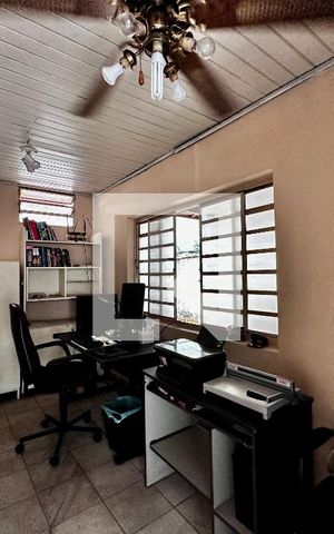 Casa à venda com 189m², 3 quartos e 4 vagas Casa à venda com 189m², 3 quartos e 4 vagasQuarto de Serviço