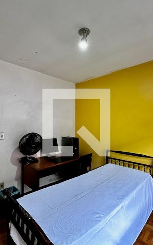 Casa à venda com 189m², 3 quartos e 4 vagas Casa à venda com 189m², 3 quartos e 4 vagasQuarto 2