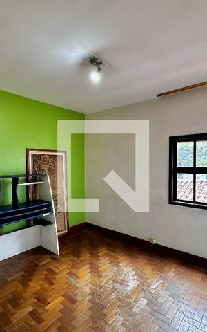 Casa à venda com 189m², 3 quartos e 4 vagas Casa à venda com 189m², 3 quartos e 4 vagasQuarto 3