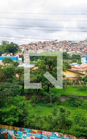 Apartamento à venda com 43m², 2 quartos e 1 vaga Apartamento à venda com 43m², 2 quartos e 1 vagaSala - Vista
