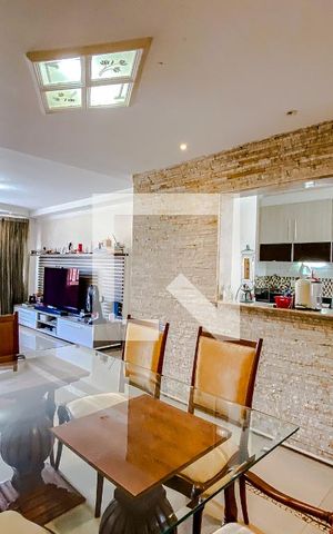 Apartamento à venda com 180m², 2 quartos e 1 vagaSala