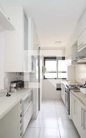 Apartamento para alugar com 75m², 3 quartos e 2 vagasCozinha
