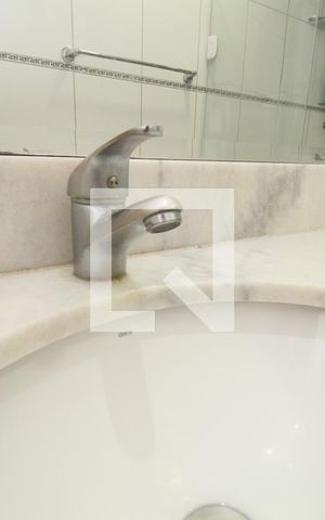 Apartamento para alugar com 75m², 3 quartos e 2 vagasBanheiro Social