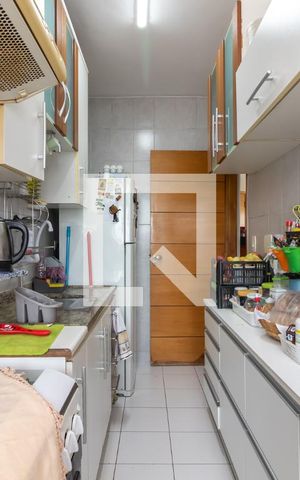 Apartamento à venda com 226m², 2 quartos e 2 vagasCozinha