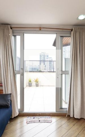 Apartamento à venda com 226m², 2 quartos e 2 vagasSala de TV