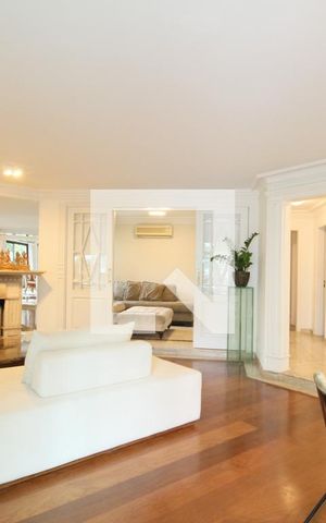 Apartamento para alugar com 286m², 3 quartos e 3 vagasSala